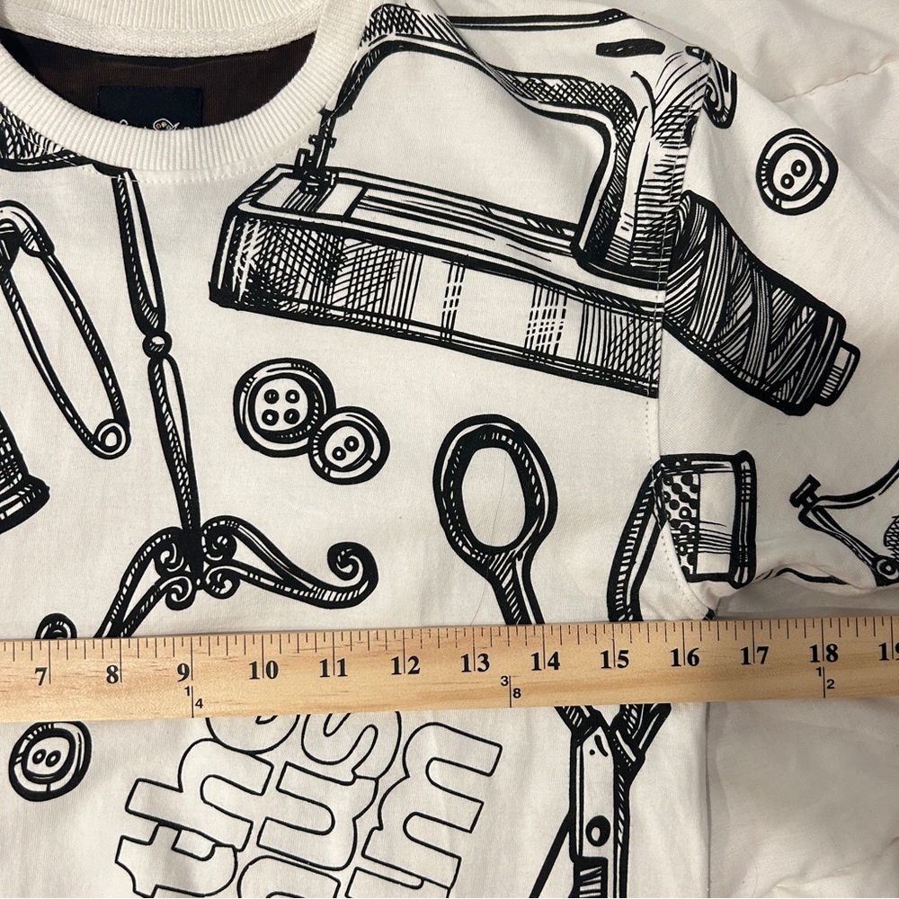 Rare The Museum Graphic Black and White Men's Shirt Iconic DC Streetwear Brand - Picture 8 of 9